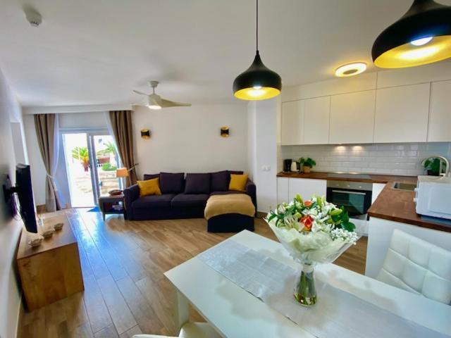 Marisol Beautiful With Oceanview Apartment Costa Adeje (Tenerife)